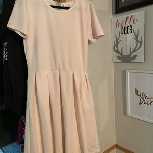 2xl stretchy material Lularoe Amelia